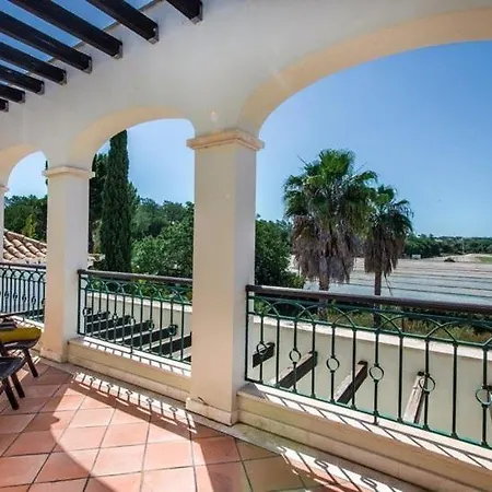 빌라 Quinta Do Lago Sleeps 10 Pool Air Con T607904 *