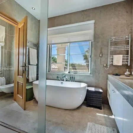 빌라 Quinta Do Lago Sleeps 10 Pool Air Con T607904 알만실
