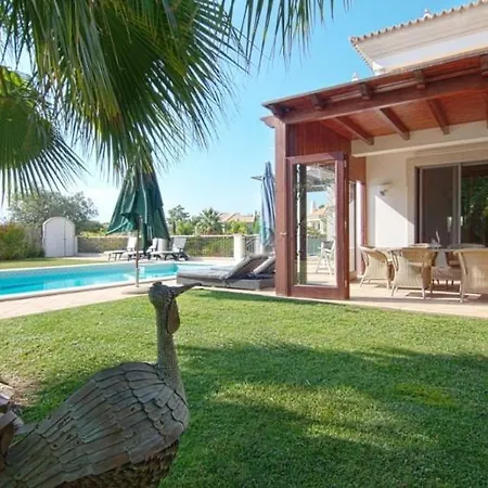 Quinta Do Lago Sleeps 10 Pool Air Con T607904 * Almancil