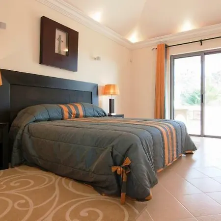 Quinta Do Lago Sleeps 10 Pool Air Con T607904 *