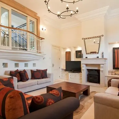 Quinta Do Lago Sleeps 10 Pool Air Con T607904 빌라 알만실